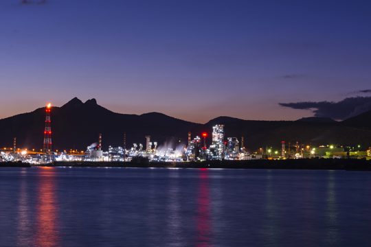 petrelaio petroleum refinery diylistirio